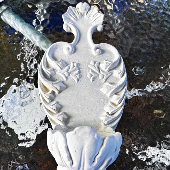 Wall Mount Sconce Vintage Inspired Design Cream White Floral Detail Decor - Picture 1 of 13